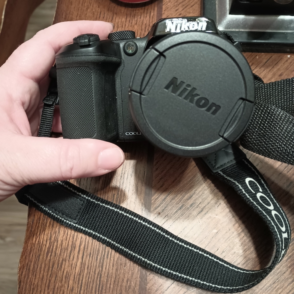Digital camera - Picture 3 of 7